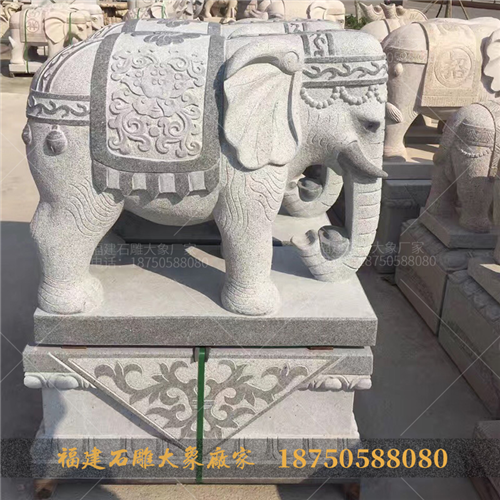 商铺门口的石雕大象,该如何设计更招财?